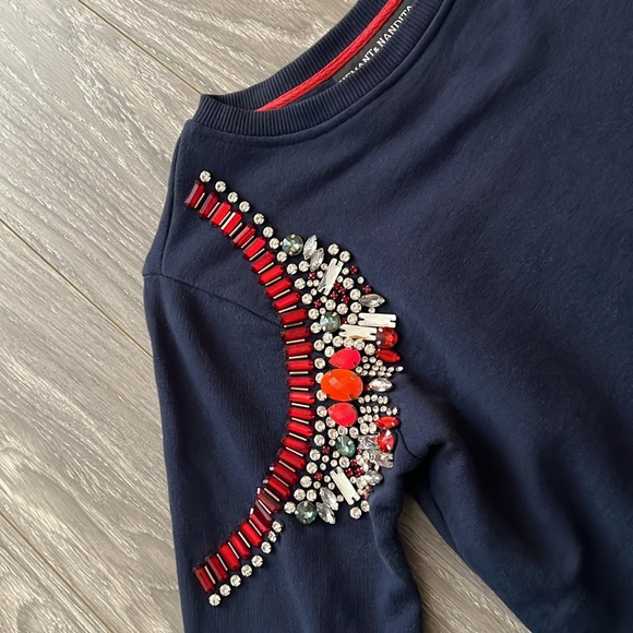 Embellished navy sweatshirt size XS Hemant & Nandita - Picture 3 of 4